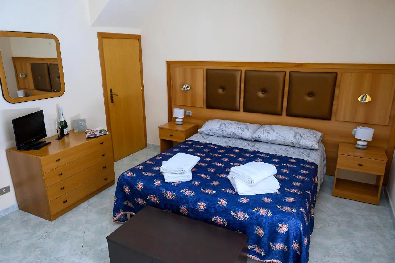 Holiday home Casa Amendola Villa Cefalu Italy